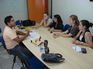 Unidade Santana recebe visita de alunas da FMU - Supera - Estimulação Cognitiva