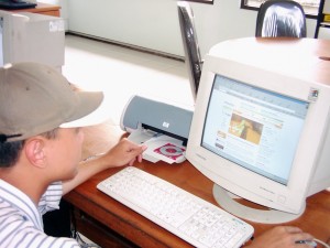 GINÁSTICA CEREBRAL Vício por internet pode afetar o cérebro GINÁSTICA CEREBRAL Vício por internet pode afetar o cérebro