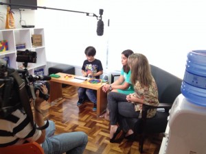 C&eacute;rebro esperto: aluno do Supera Morumbi chama aten&ccedil;&atilde;o da equipe de reportagem 