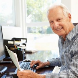 Gerontóloga dá dicas para manter bom desempenho no trabalho após os 60 anos