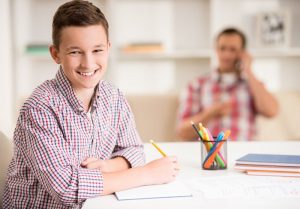 Minha filha tem doze anos e não consegue tirar nota na escola por mais que ela estude. Ela diz que da um branco na hora. É memória? - Supera - Estimulação Cognitiva