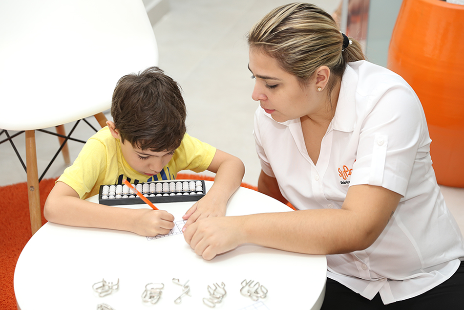 Qual a diferen&ccedil;a entre estimula&ccedil;&atilde;o cognitiva e curso de refor&ccedil;o escolar? - Supera - Estimula&ccedil;&atilde;o Cognitiva