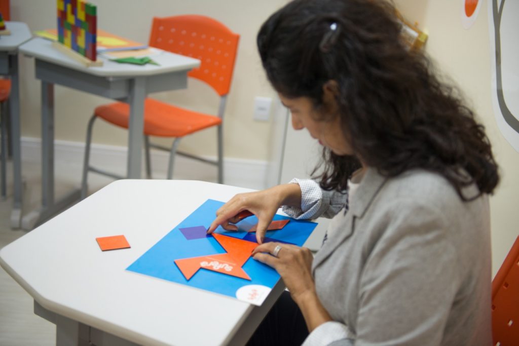 Mulher exercita todos os tipos de mem&oacute;ria