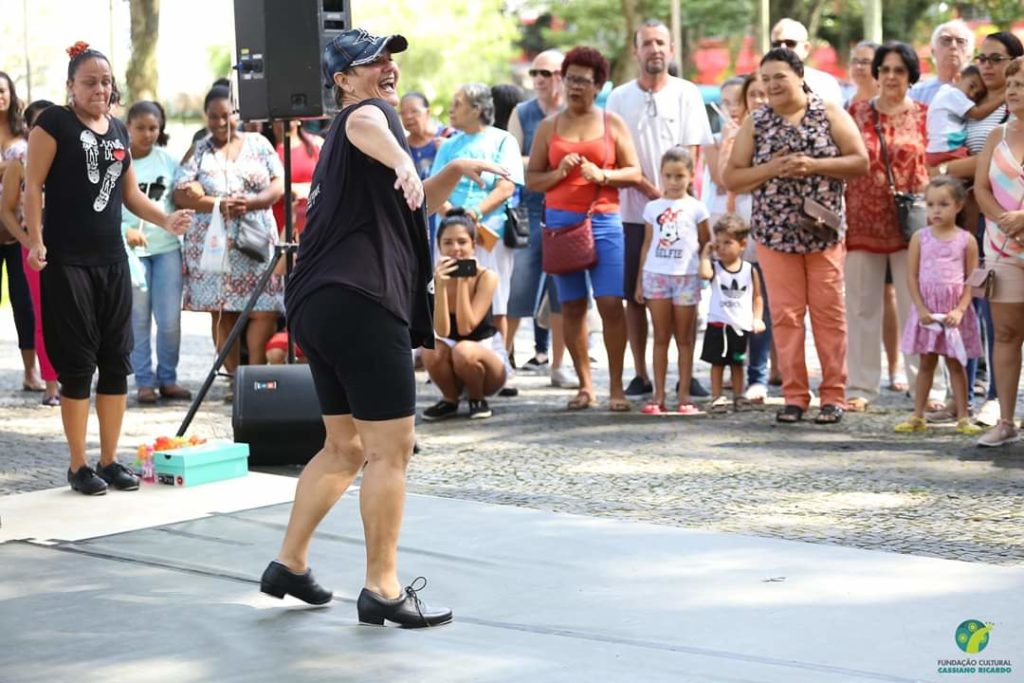 Conheça os efeitos da dança no cérebro - Supera - Estimulação Cognitiva