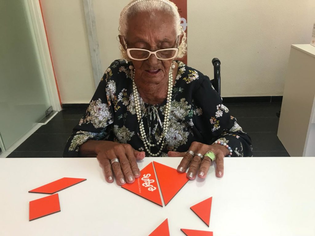 Idosa de 114 anos garante longevidade com ginástica cerebral - Supera - Estimulação Cognitiva
