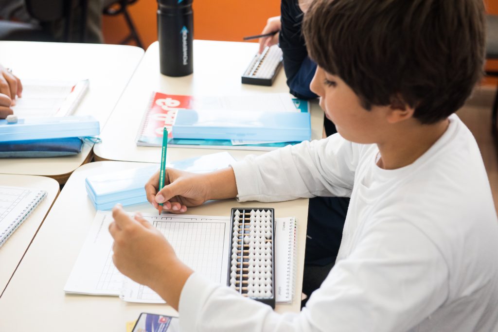 Aulas à distância: 9 dicas para turbinar seu cérebro - Supera - Estimulação Cognitiva