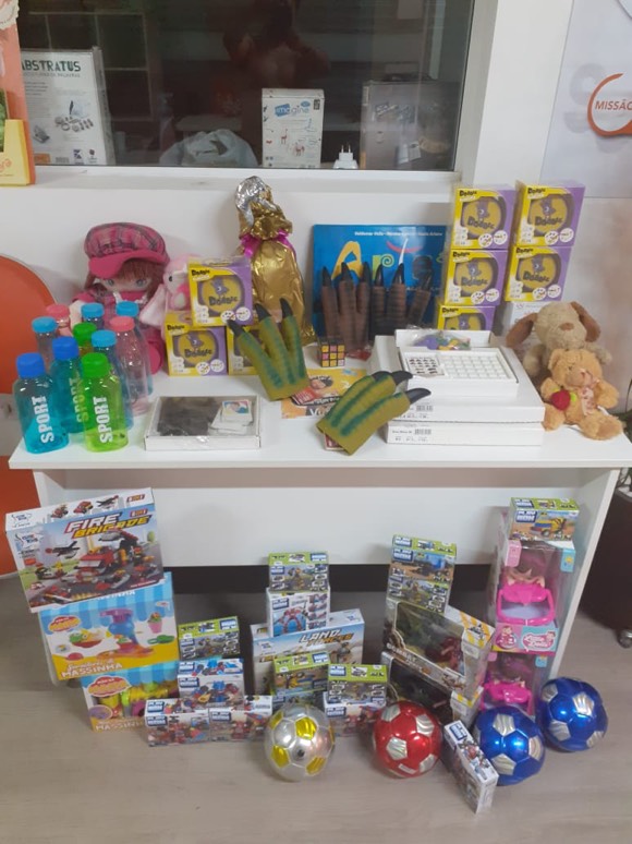 Dia das Crianças: Franquias Supera realizam doação de brinquedos - Supera - Estimulação Cognitiva