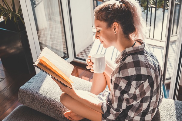 Dia Internacional do livro: O que acontece no seu cérebro quando você lê todos os dias? - Supera - Estimulação Cognitiva