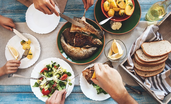 Mindful Eating: você está realmente comendo ou fazendo qualquer outra coisa enquanto come? - Supera - Estimulação Cognitiva