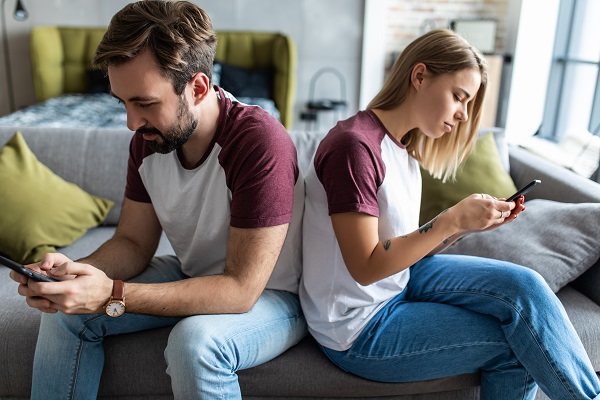 Infotoxicados: cansado de internet? Entenda o que o excesso de informação causa no seu cérebro - Supera - Estimulação Cognitiva
