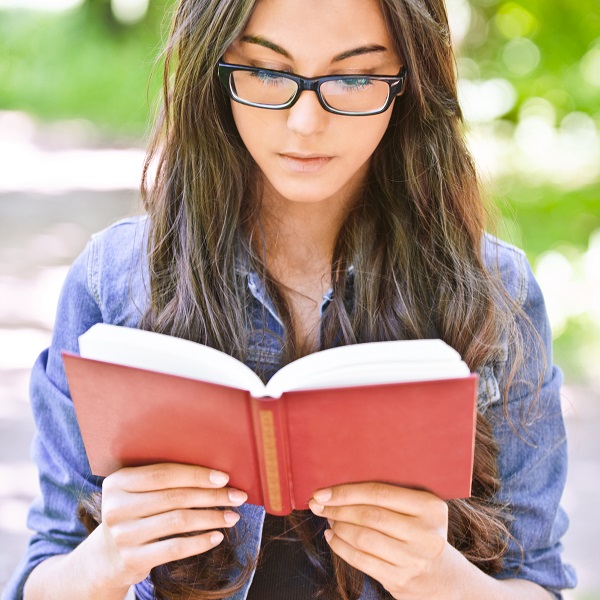 Dia da leitura: como ler um livro estimula o seu cérebro - Supera - Estimulação Cognitiva