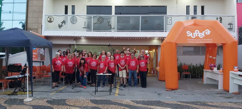 Coral Supera Campinas Taquaral arrecada 70 kg de alimentos - Supera - Estimulação Cognitiva