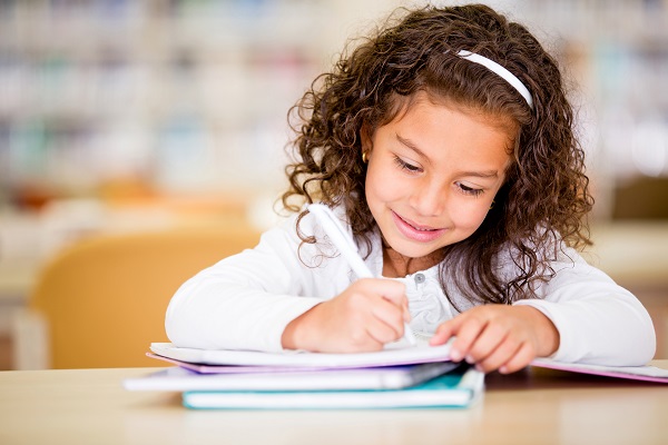 Volta às aulas: 3 dicas para ajudar seu filho a recuperar o interesse pela escola - Supera - Estimulação Cognitiva