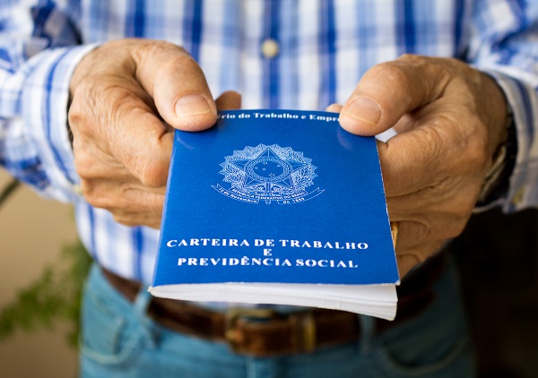 Políticas públicas e envelhecimento: dignidade para todas as idades - Supera - Estimulação Cognitiva