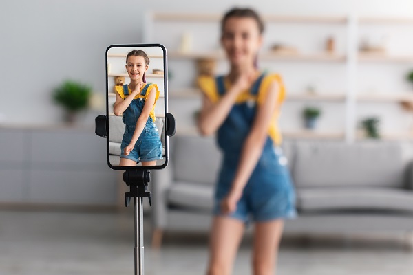 Como dan&ccedil;ar no Tik Tok pode ajudar o seu c&eacute;rebro - Supera - Estimula&ccedil;&atilde;o Cognitiva