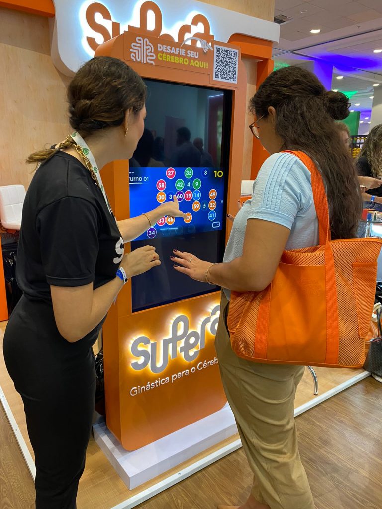 Supera leva campe&otilde;es mirins de xadrez ao Congresso Brain - Supera - Estimula&ccedil;&atilde;o Cognitiva